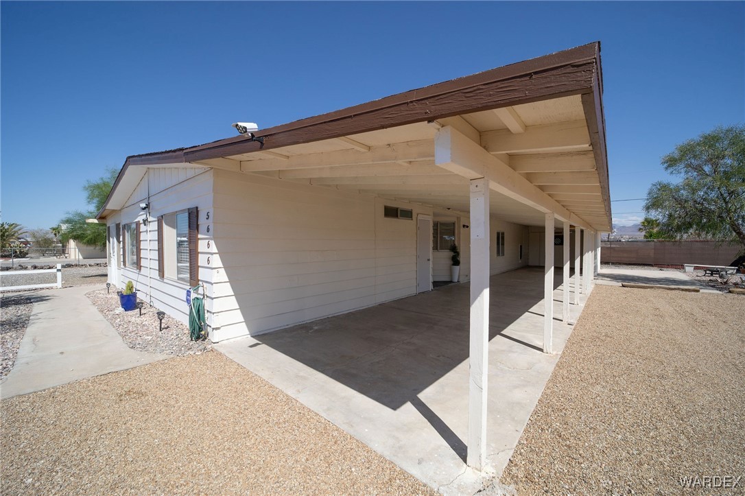 5666 Pasadena Road Fort Mohave, AZ 86426 - Photo 4 of 71 Side of Structure