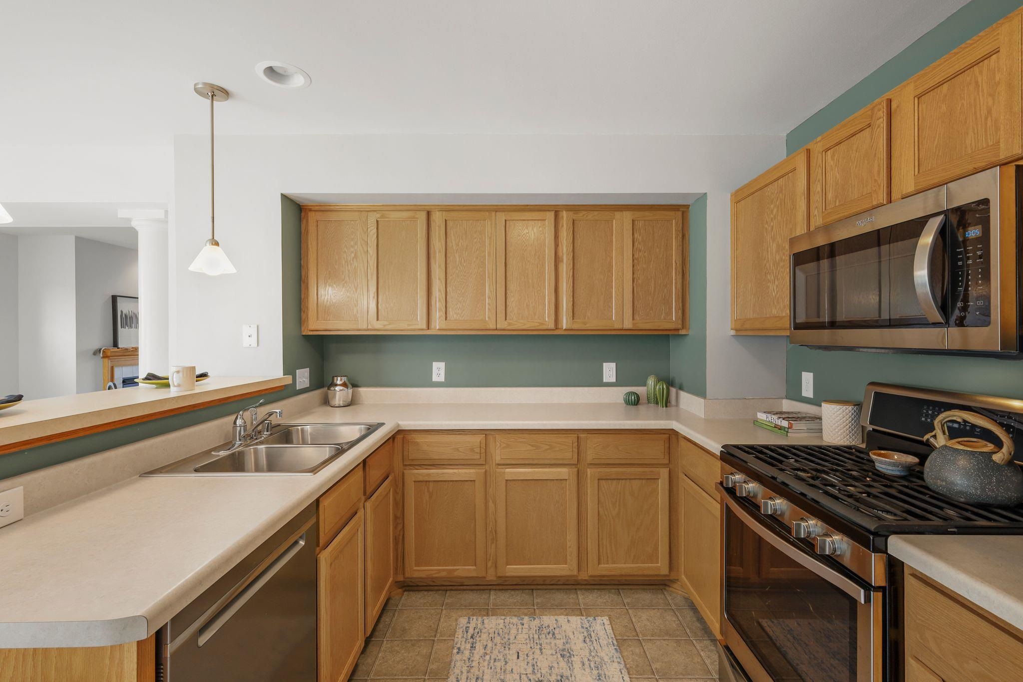 3611 Sabertooth Trail Madison, WI 53719 - Photo 13 of 38 Gallery Image 13