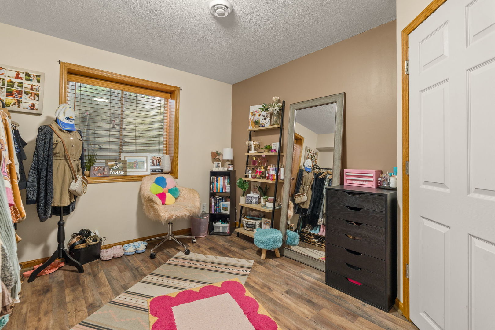 5343 Hillandale Road Davenport, IA 52806 - Photo 24 of 36