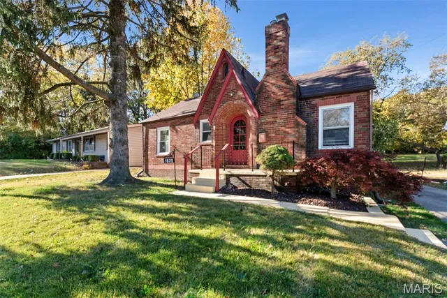 $125,000 | 1825 South New Florissant Road, Florissant, MO 63031