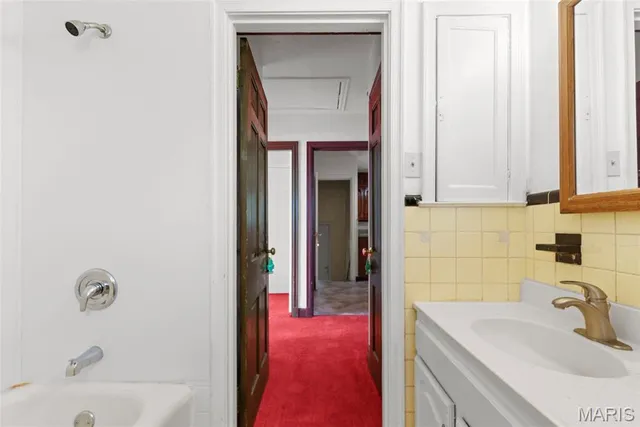 $125,000 | 1825 South New Florissant Road, Florissant, MO 63031