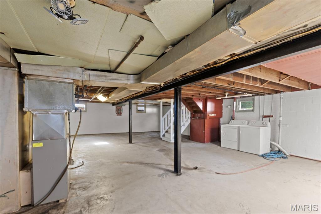 1825 South New Florissant Road Florissant, MO 63031 - Photo 21 of 28