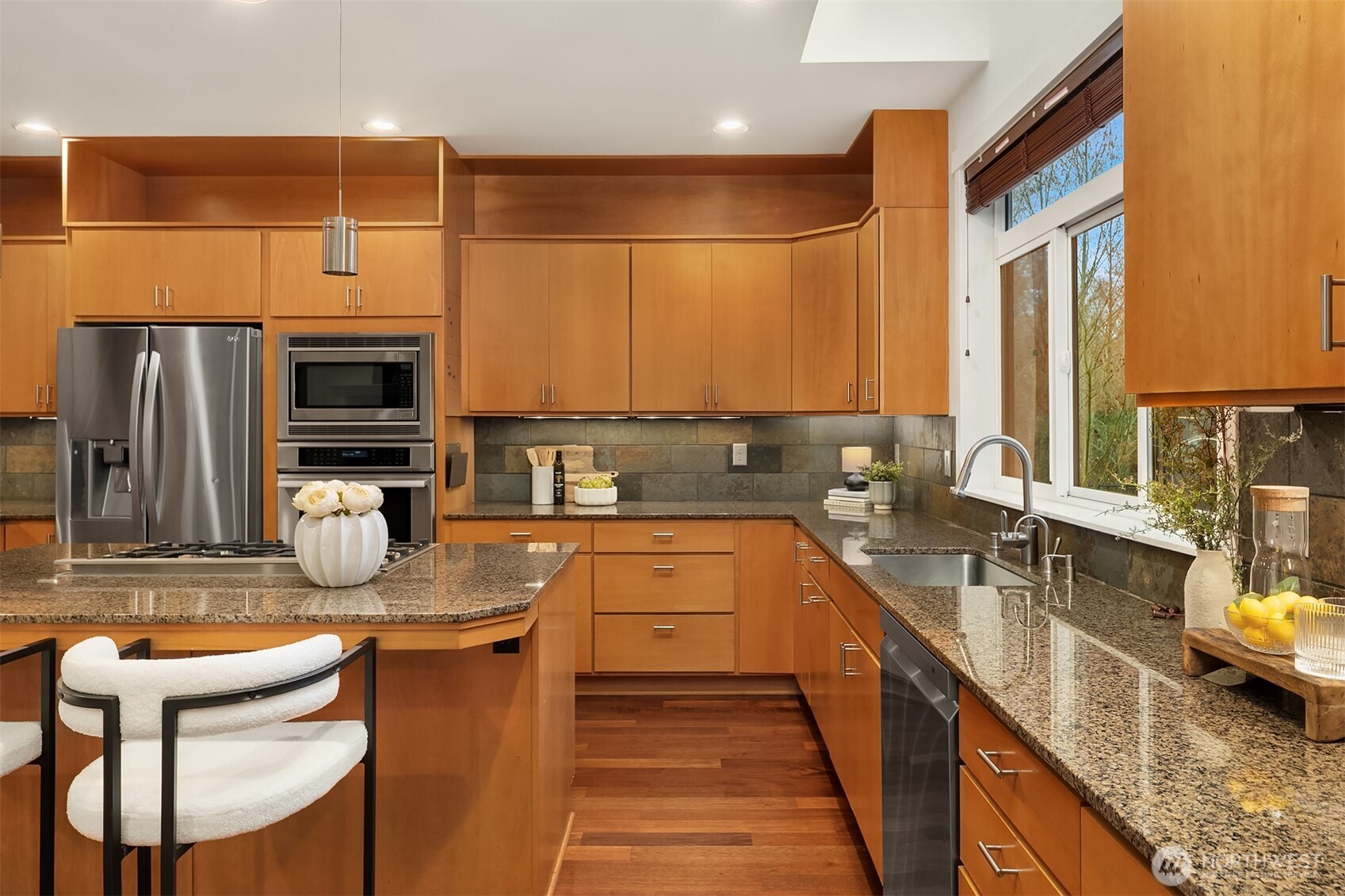 10702 35th Avenue Northeast Seattle, WA 98125 - Photo 15 of 40