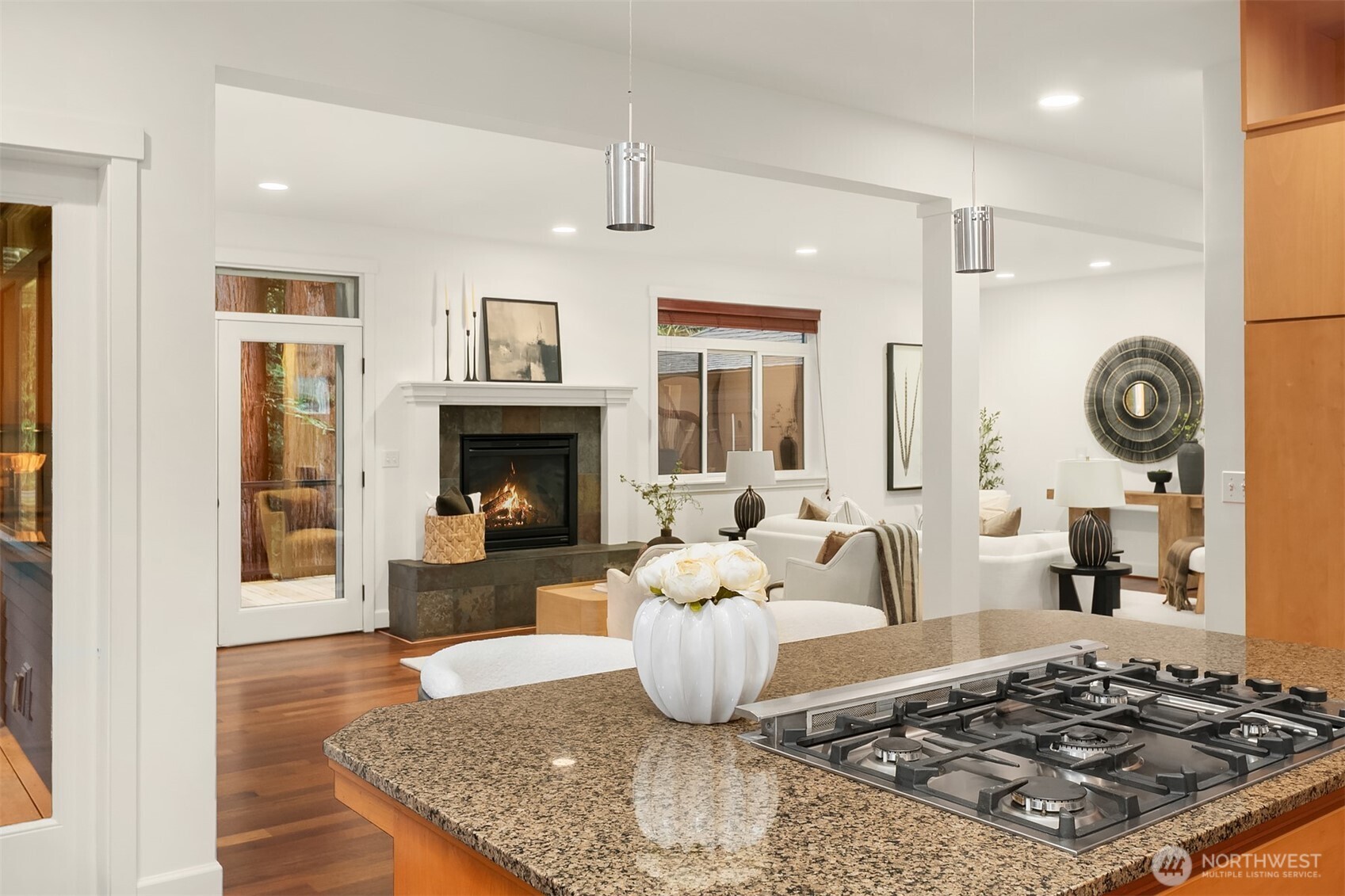 10702 35th Avenue Northeast Seattle, WA 98125 - Photo 17 of 40