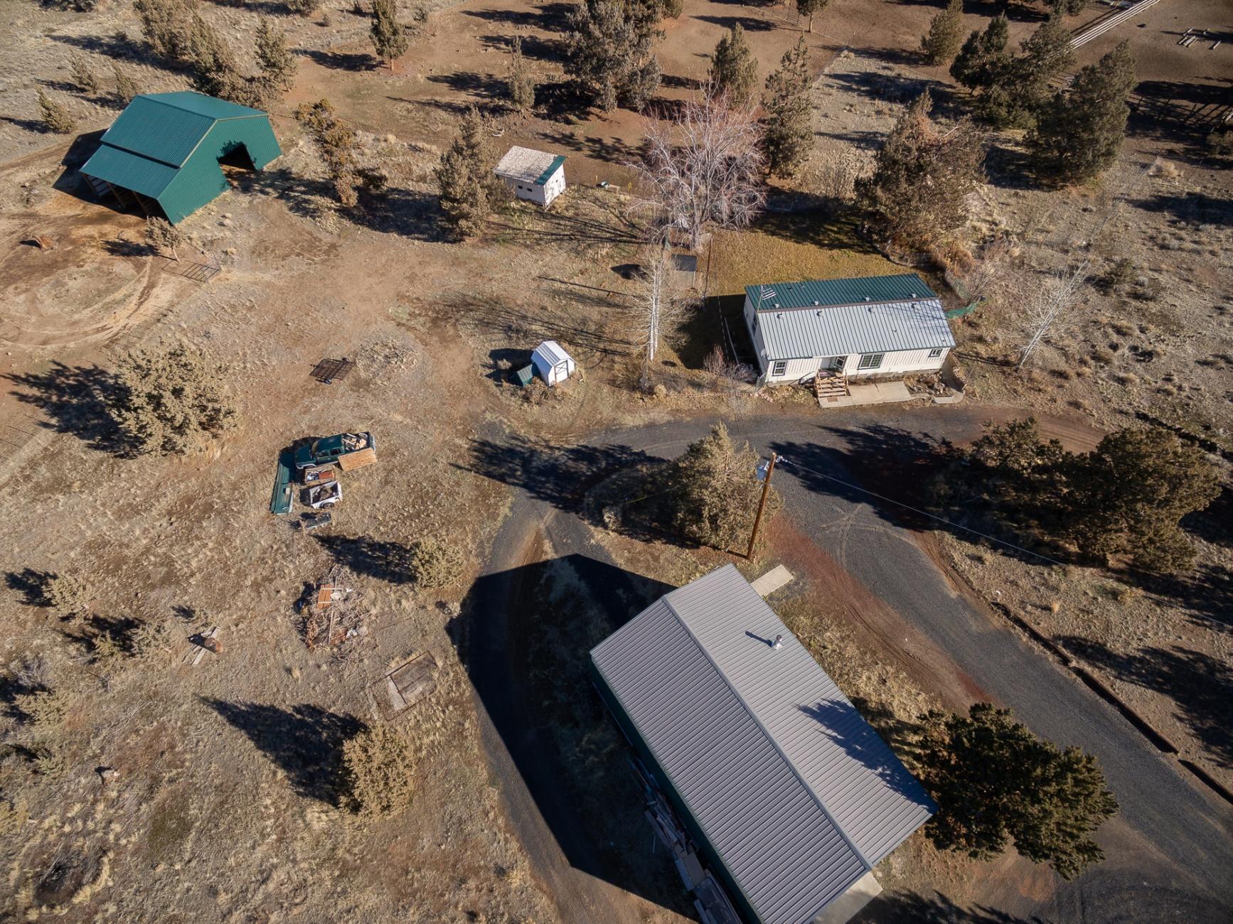 6010 Southwest Badger Road Terrebonne, OR 97760 - Photo 15 of 18 04