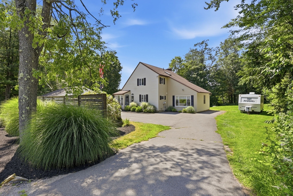 11 Pine Ridge Road Montgomery, MA 01085 - Photo 3 of 42 Gallery Image 3