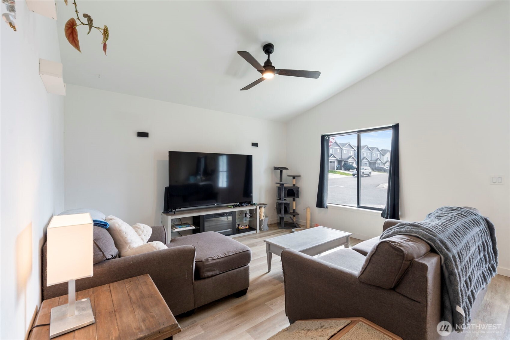 2011 Apple Road Winlock, WA 98596 - Photo 10 of 29