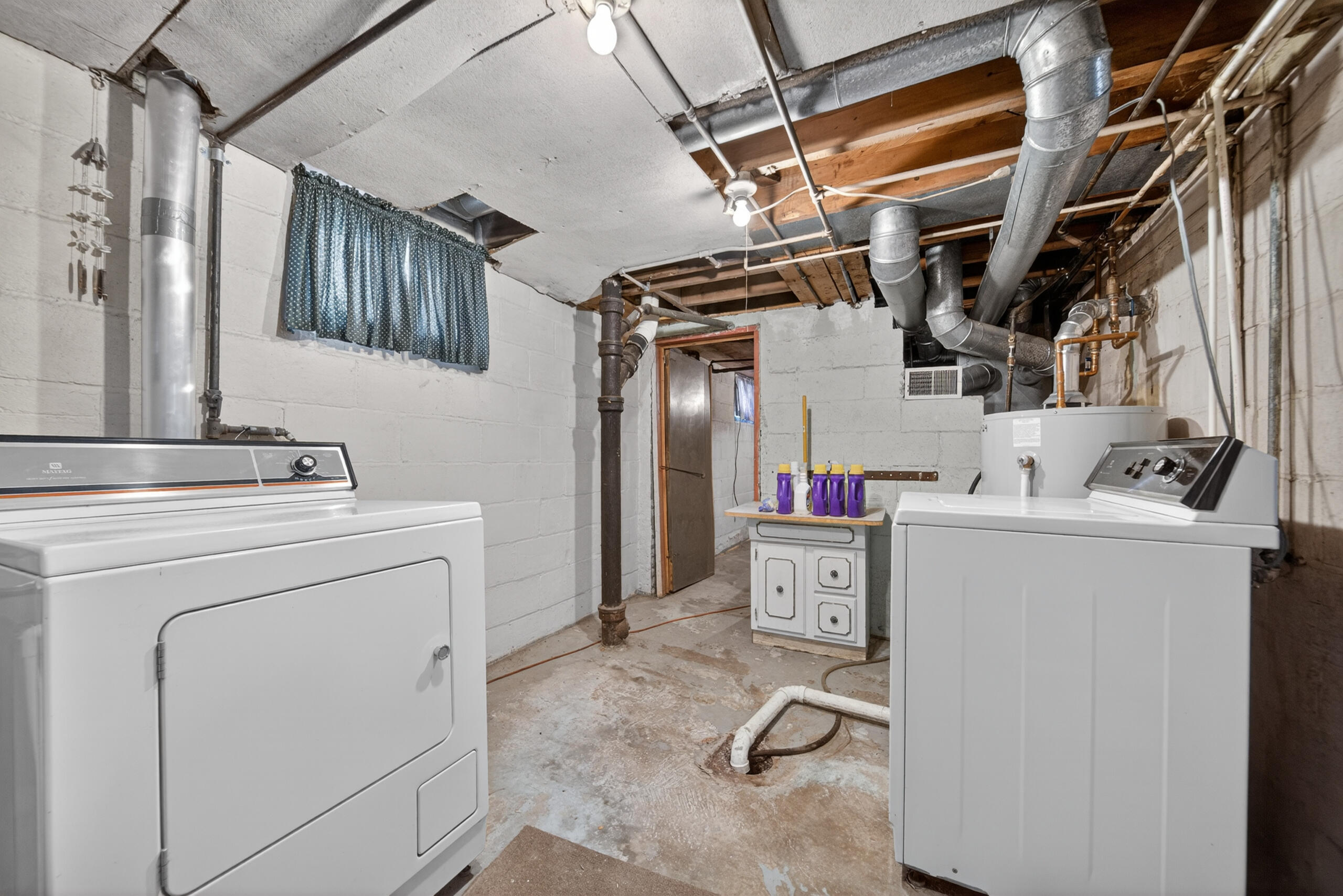 620 North 5th Street Manitowoc, WI 54220 - Photo 15 of 23 15 Lower Level