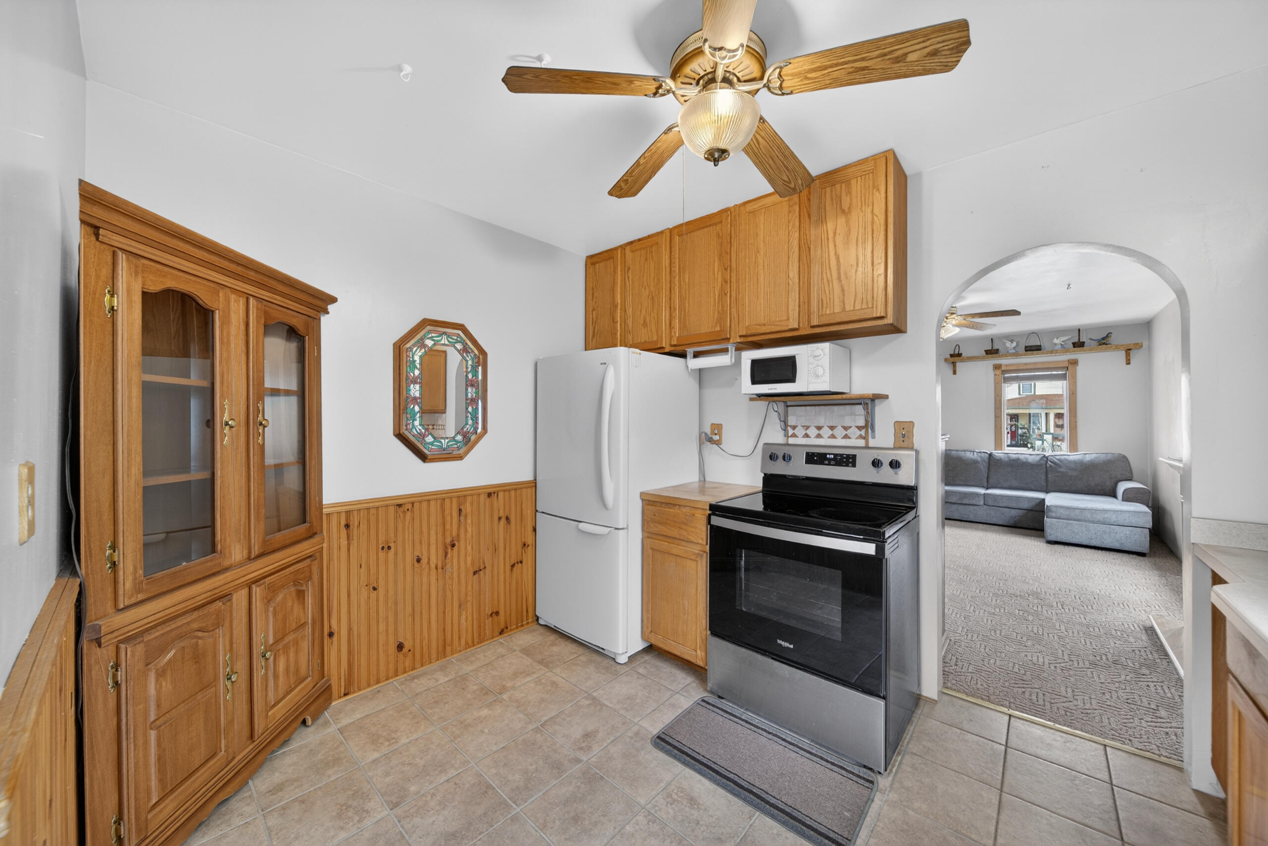 620 North 5th Street Manitowoc, WI 54220 - Photo 5 of 23 5 Kitchen