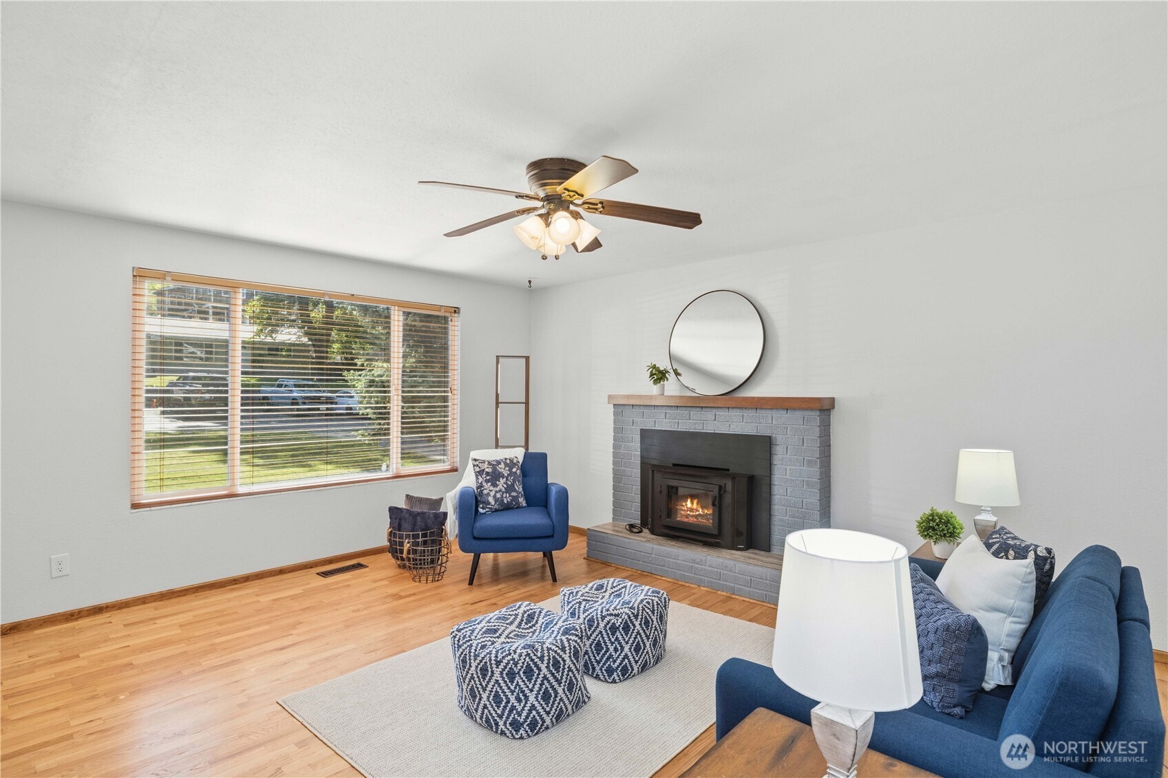 17023 113th Avenue Southeast Renton, WA 98055 - Photo 4 of 34