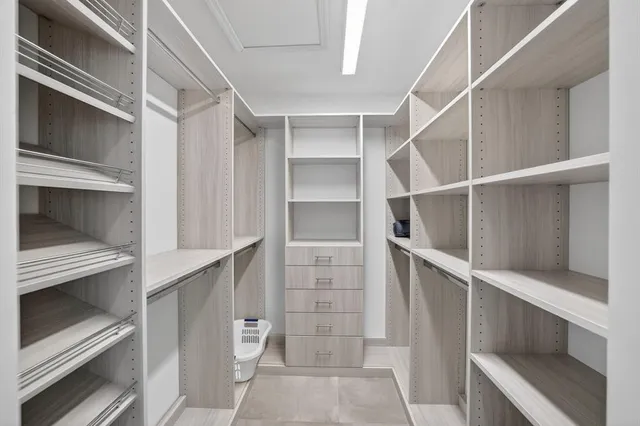 $5,995,000 | 41 South Compass Drive, Fort Lauderdale, FL 33308