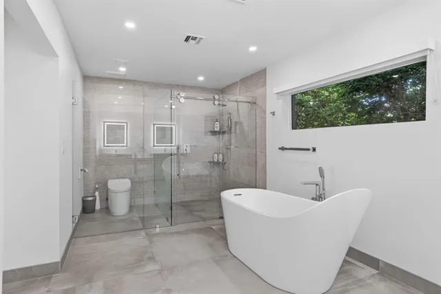 $5,995,000 | 41 South Compass Drive, Fort Lauderdale, FL 33308