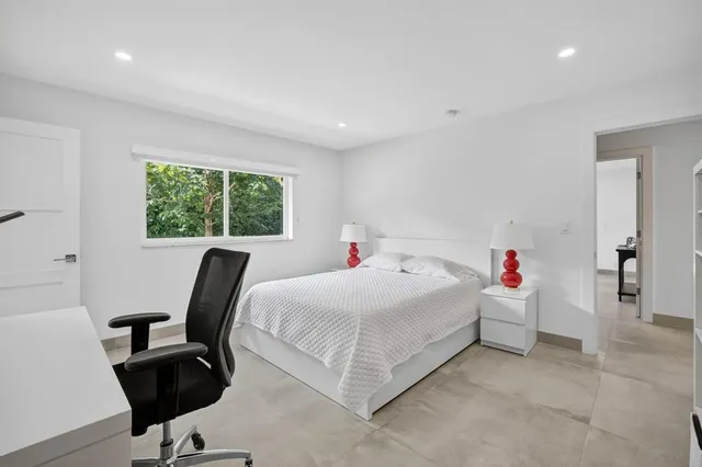 $5,995,000 | 41 South Compass Drive, Fort Lauderdale, FL 33308