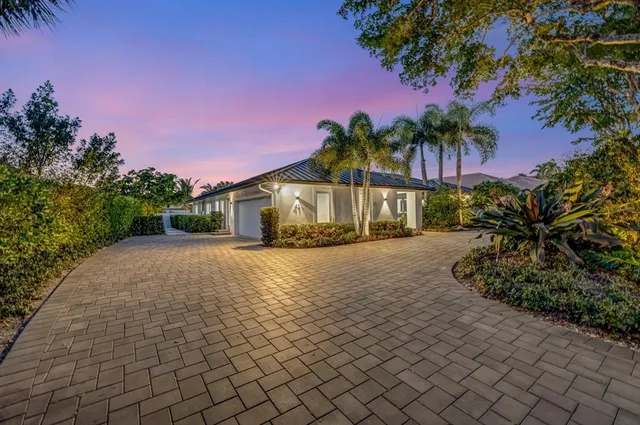 $5,995,000 | 41 South Compass Drive, Fort Lauderdale, FL 33308