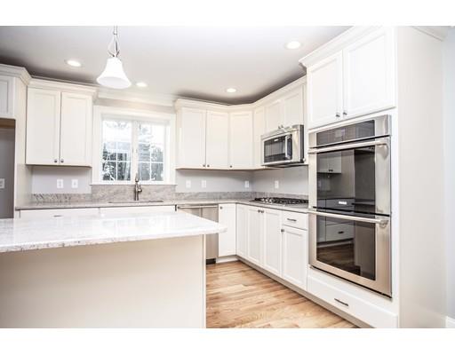 604 Holly Road Marshfield, MA 02050 - Photo 3 of 29 Gallery Image 3