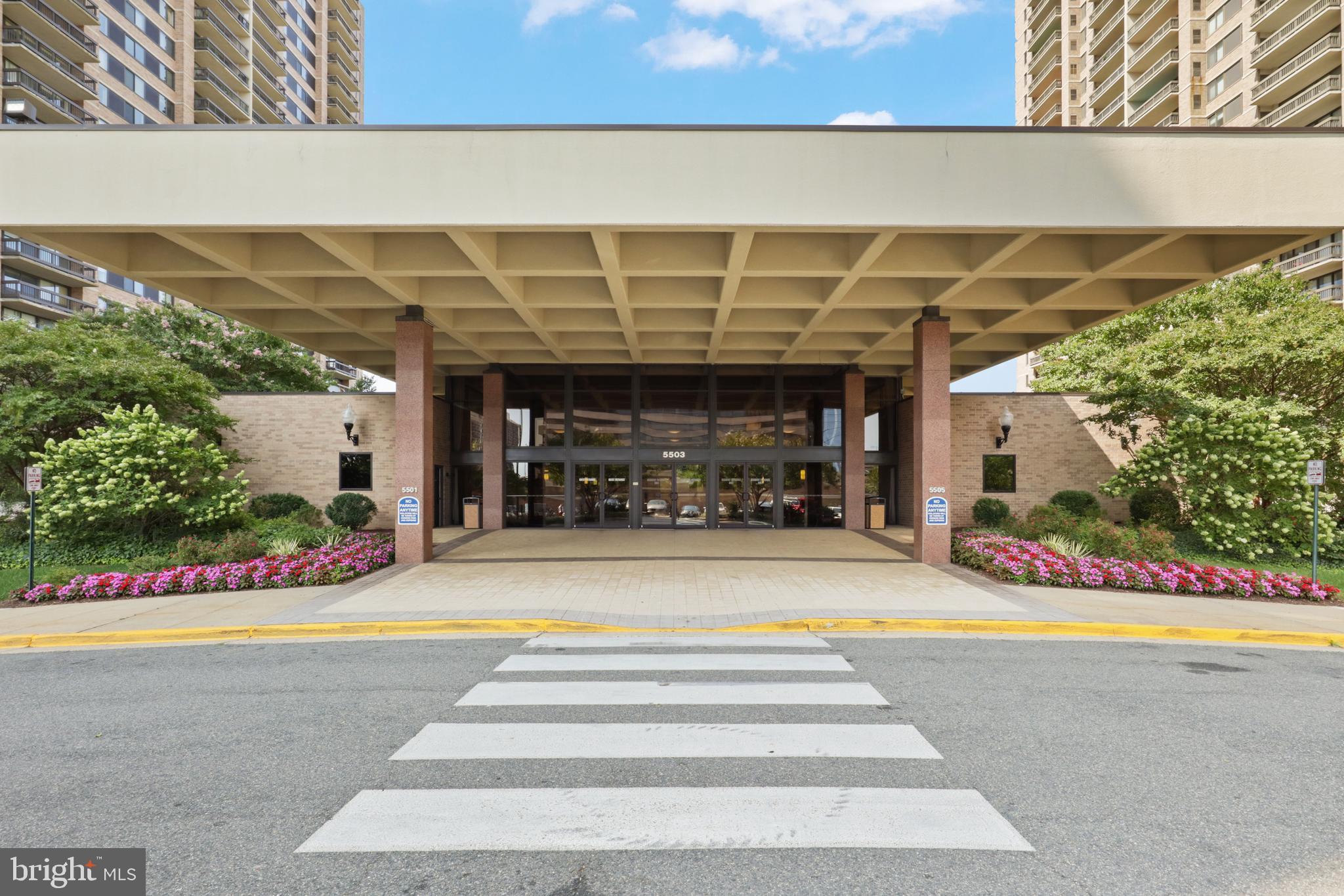 5505 Seminary Road, Unit 408N Falls Church, VA 22041 - Photo 20 of 31 a view of swimming pool with an outdoor seating