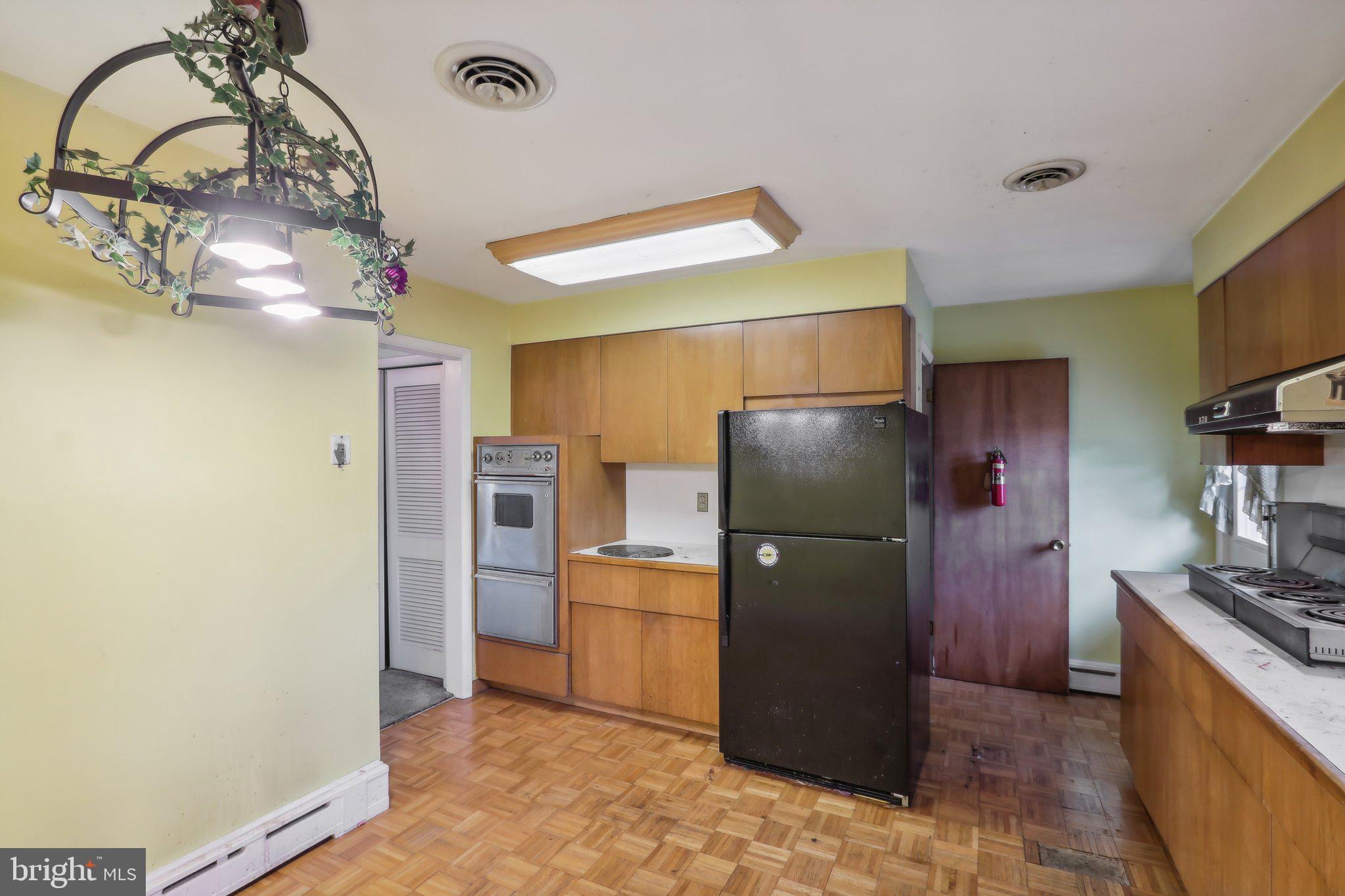 2236 Pennington Road Trenton, NJ 08638 - Photo 14 of 45 Kitchen offers appliance package