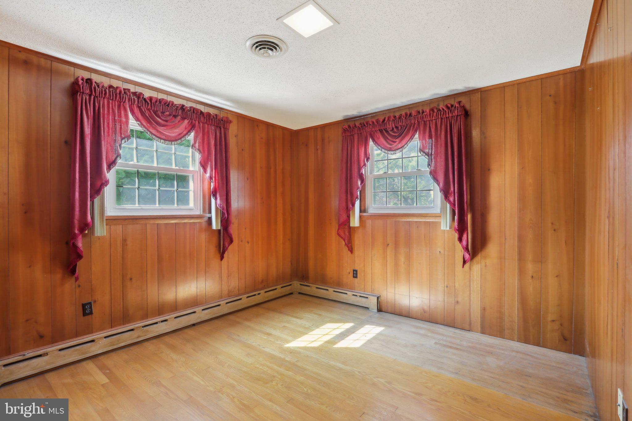 2236 Pennington Road Trenton, NJ 08638 - Photo 25 of 45 Bedroom 2