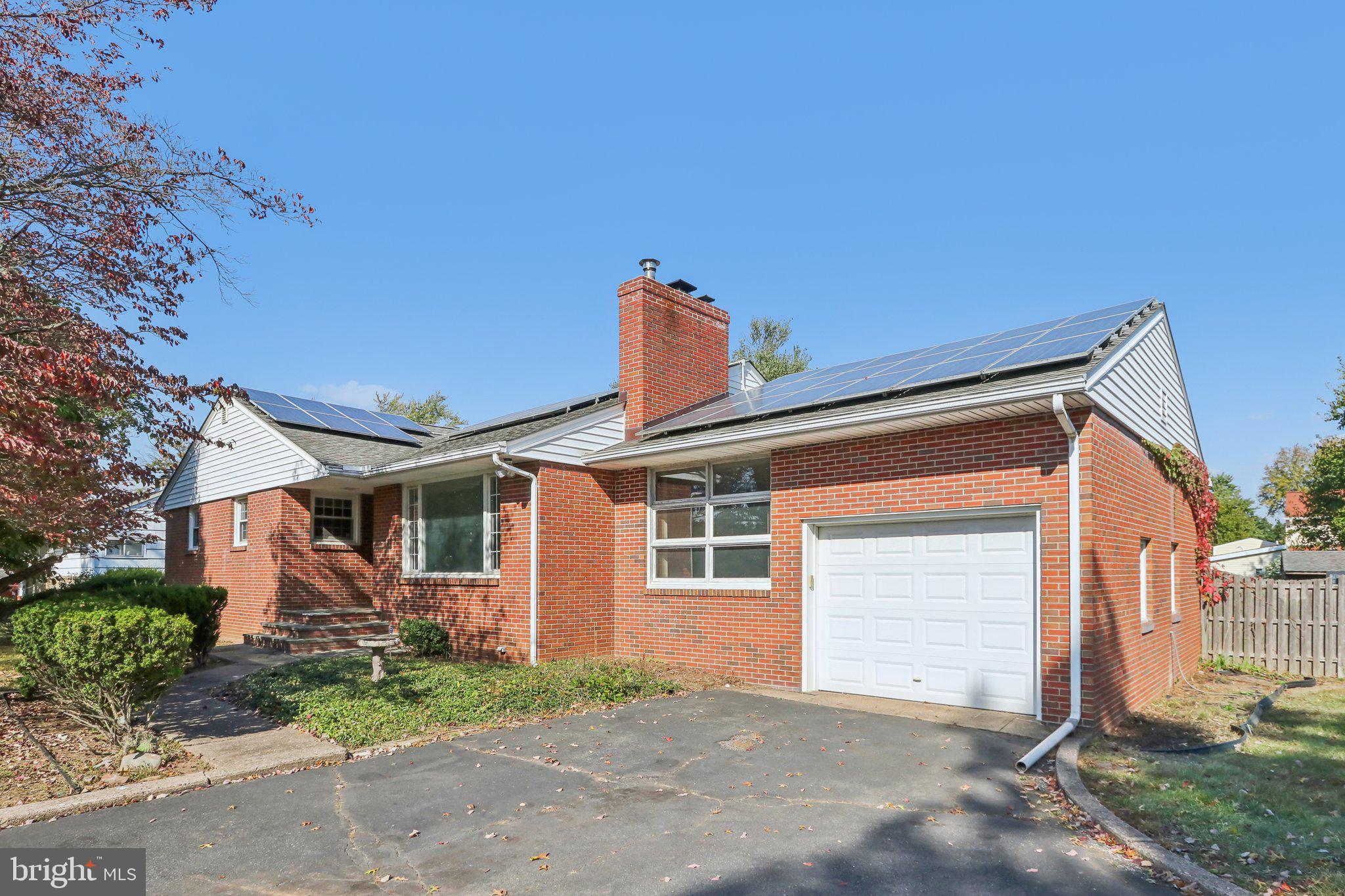 2236 Pennington Road Trenton, NJ 08638 - Photo 3 of 45 Brick home with convenient Garage