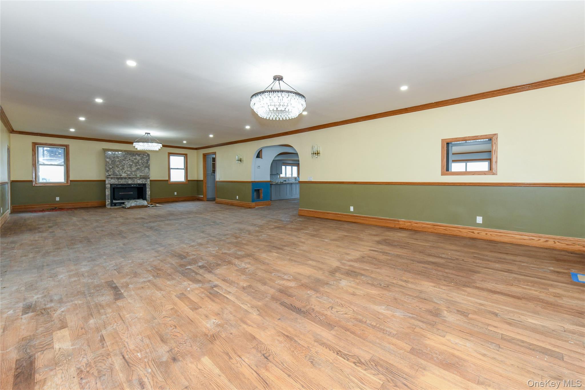 4563 Decatur Place Island Park, NY 11558 - Photo 13 of 40