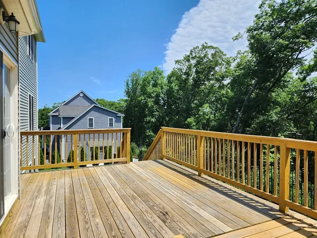 $5,000 | 16 Exeter Road, Hudson, MA 01749