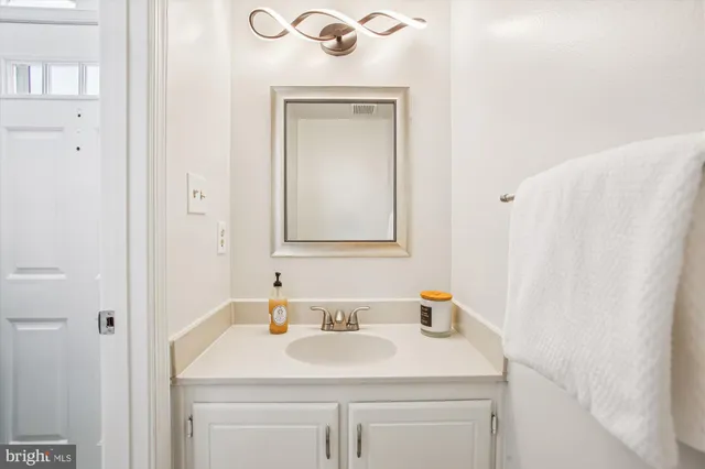 $710,000 | 2757 Stone Hollow Drive, Vienna, VA 22180