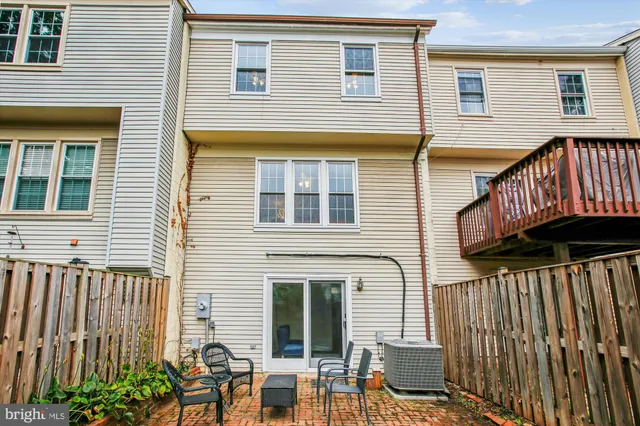 $710,000 | 2757 Stone Hollow Drive, Vienna, VA 22180