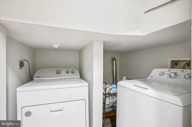 $710,000 | 2757 Stone Hollow Drive, Vienna, VA 22180