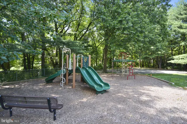 $710,000 | 2757 Stone Hollow Drive, Vienna, VA 22180