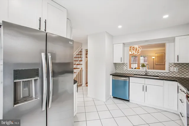 $710,000 | 2757 Stone Hollow Drive, Vienna, VA 22180