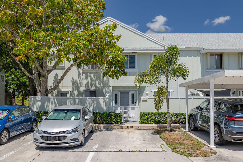 6159 Riverwalk Lane, Unit 2 Jupiter, FL 33458 - Photo 2 of 40 428A0042