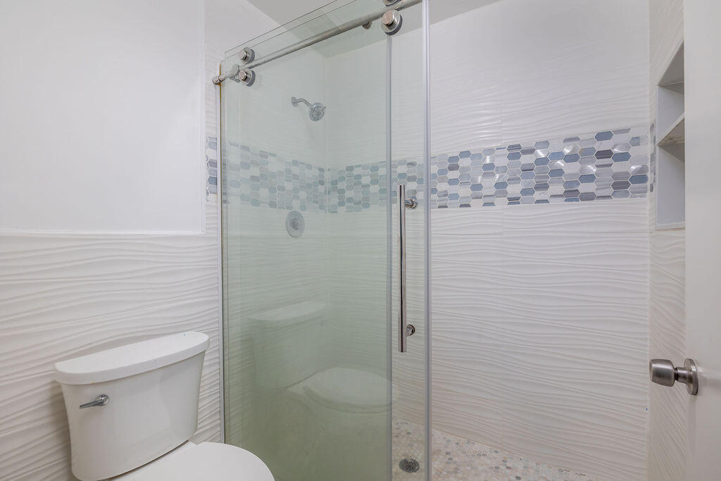 6159 Riverwalk Lane, Unit 2 Jupiter, FL 33458 - Photo 29 of 40 428A0246-Edit