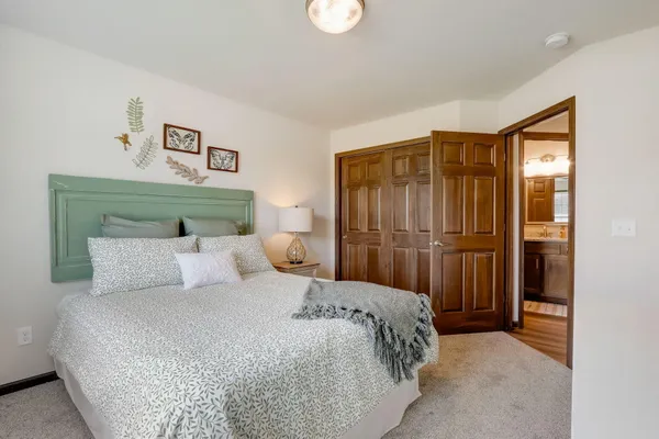 $475,900 | 5357 Independence Road, Mount Pleasant, WI 53406