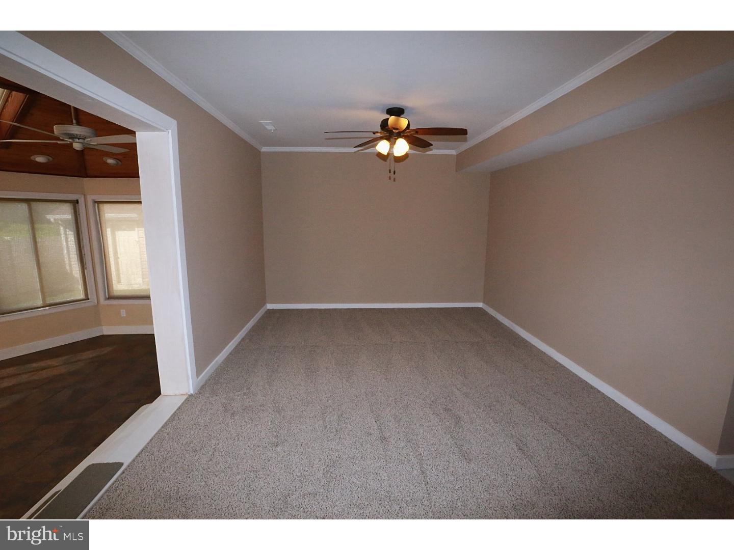 14 Yorktown Road New Castle, DE 19720 - Photo 11 of 22 Den