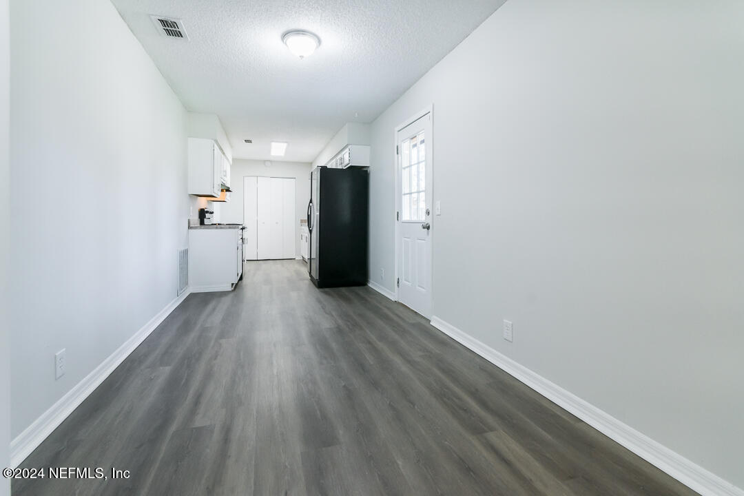 7917 Gulf Road South Jacksonville, FL 32244 - Photo 7 of 20 006