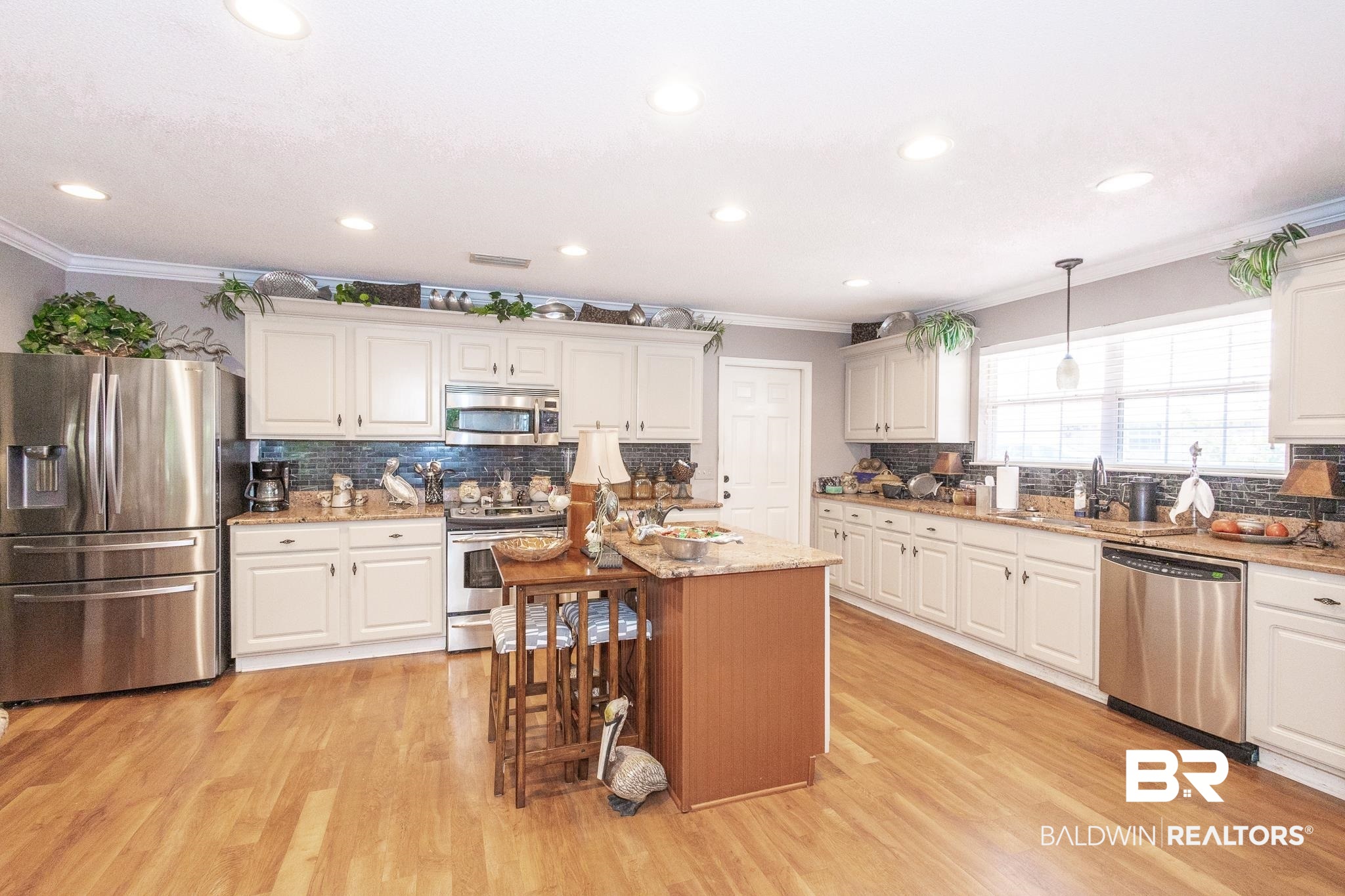 149 Pemberton Loop Fairhope, AL 36532 - Photo 10 of 33 Kitchen