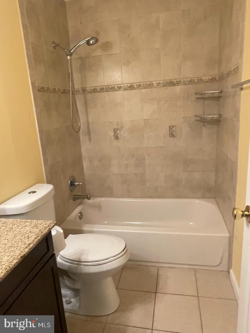 6223 Rathlin Drive Springfield, VA 22152 - Photo 20 of 32 Hall Bath now painted neutral