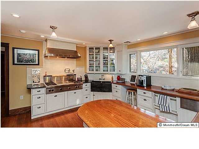 11 Hillside Road Atlantic Highlands, NJ 07716 - Photo 14 of 34 Additional Photo
