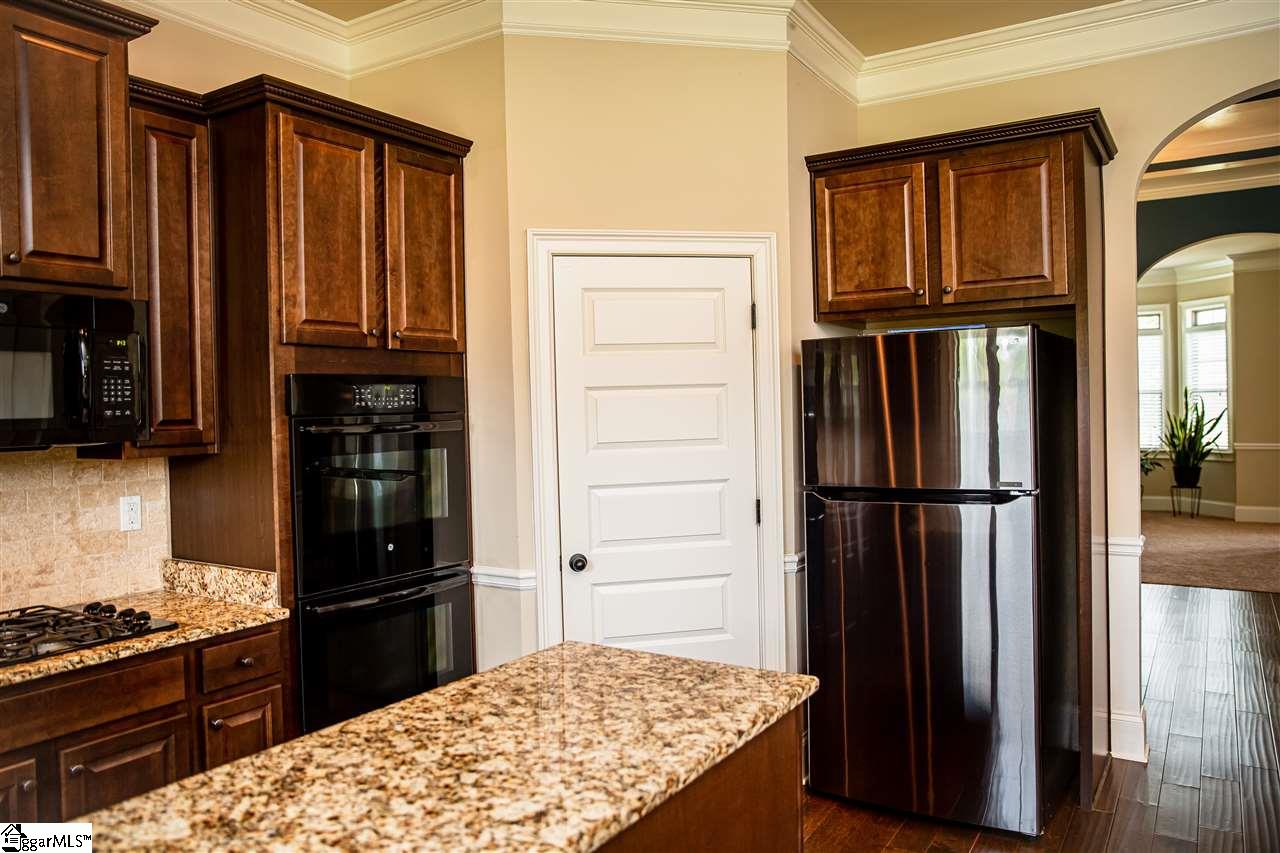 320 Stoneleigh Road Simpsonville, SC 29681 - Photo 15 of 34