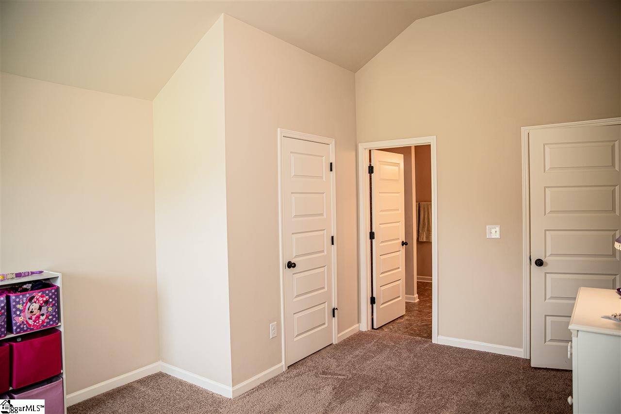 320 Stoneleigh Road Simpsonville, SC 29681 - Photo 29 of 34