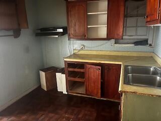 3224 Baylor Street Lubbock, TX 79415 - Photo 10 of 23 a utility room with dryer and washer