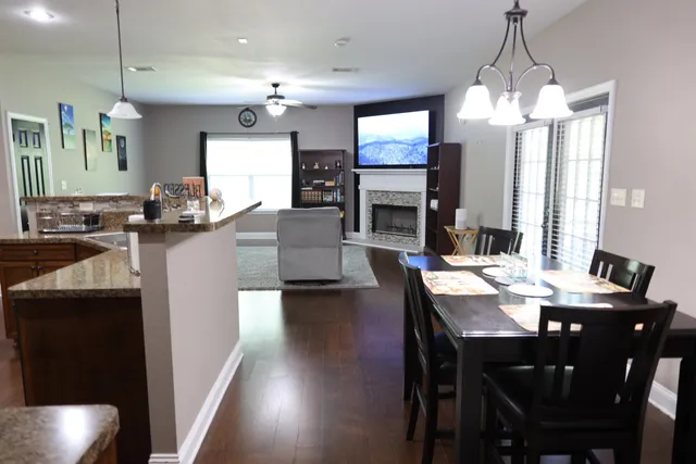 $370,000 | 325 Mine Road, Midway, FL 32343