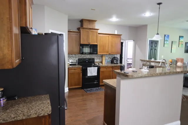 $370,000 | 325 Mine Road, Midway, FL 32343