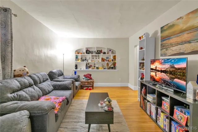 $249,900 | 79 Callodine Avenue, Amherst, NY 14226