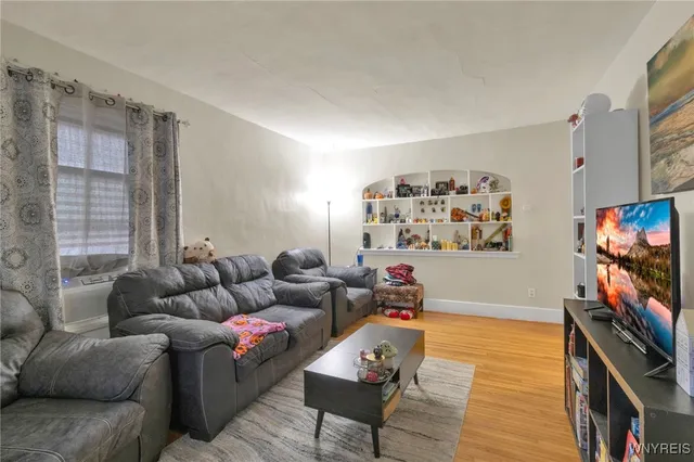 $249,900 | 79 Callodine Avenue, Amherst, NY 14226