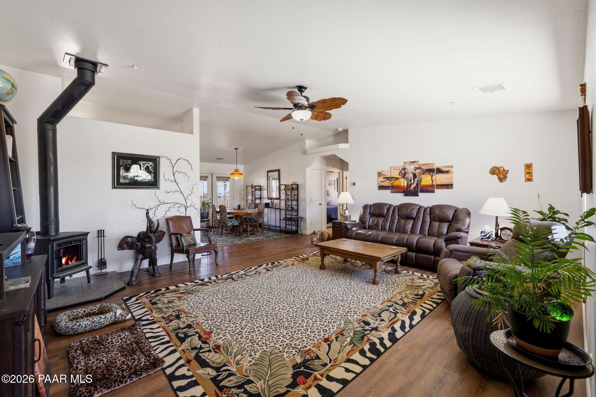 822 Rocking Horse Lane Chino Valley, AZ 86323 - Photo 22 of 48 022-Living Room