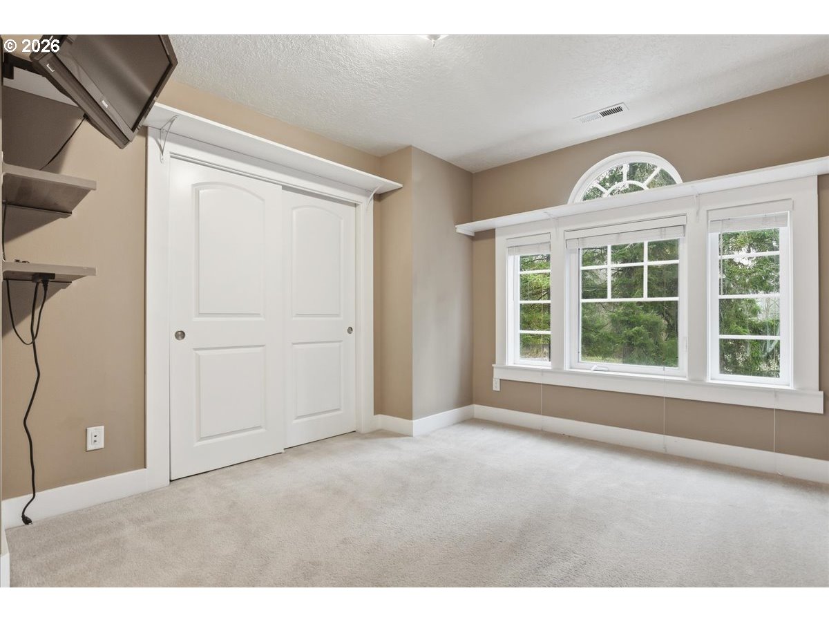 14525 Southeast Duke Street Portland, OR 97236 - Photo 34 of 48