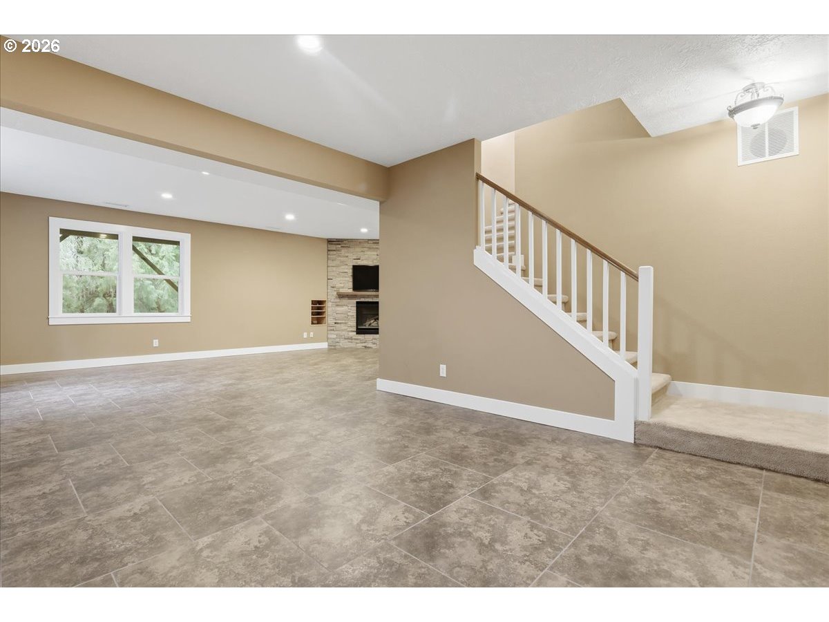 14525 Southeast Duke Street Portland, OR 97236 - Photo 35 of 48