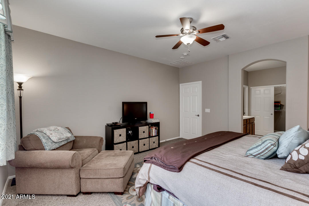 13546 West Port Royale Lane Surprise, AZ 85379 - Photo 15 of 57 15-Port Royale