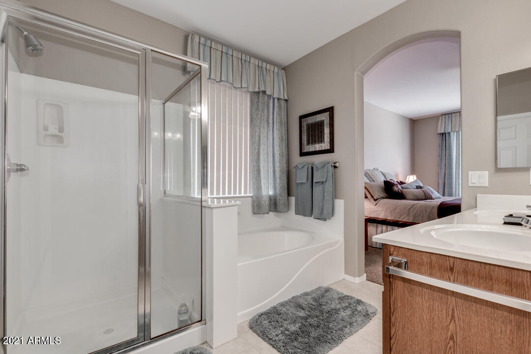 13546 West Port Royale Lane Surprise, AZ 85379 - Photo 17 of 57 17-Port Royale